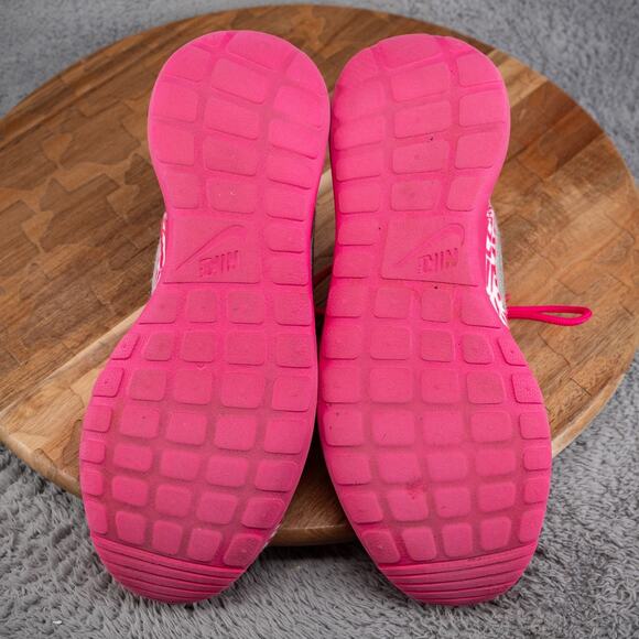 Nike Girls 6 Y Roshe Run Low Top Running Shoes 677784-100 Neon Pink Silver - Picture 8 of 10